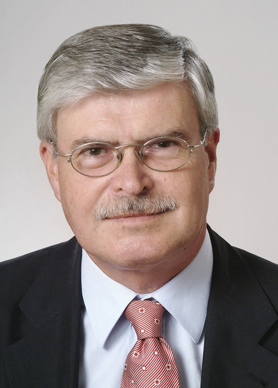 Dr. Roland KirchhofWEB