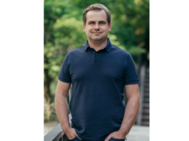 Dr. Jaroslaw (Jarek) Kutylowski, DeepL