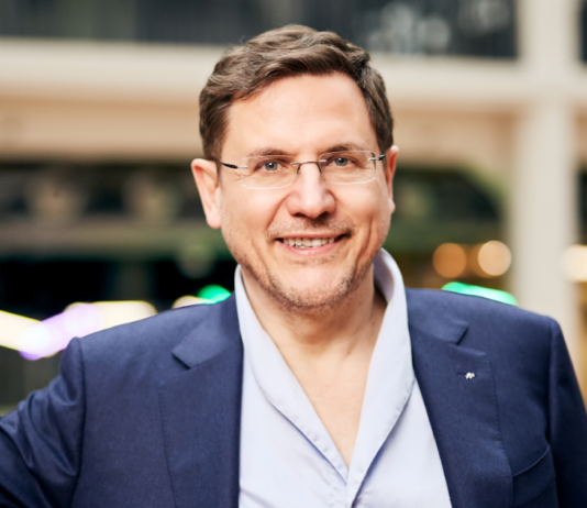 Carsten Kraus ist von BAND zum Business Angel des Jahres 2024 ausgezeichnet wurden (c) BAND